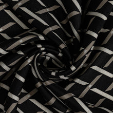 Carica l'immagine nel visualizzatore di Gallery, Armani Exchange foulard in seta logo all-over nera e verde