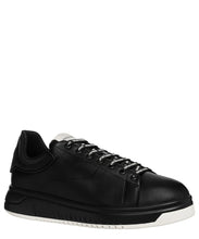 Carica l'immagine nel visualizzatore di Gallery, Emporio Armani sneakers in pelle nere con suola bianca