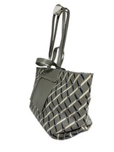 Carica l'immagine nel visualizzatore di Gallery, Armani Exchange Shopper grande logata tasca zip frontale verde militare/nera