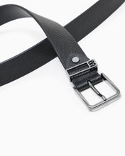 Carica l'immagine nel visualizzatore di Gallery, Armani Exchange cintura uomo in pelle nera martellata