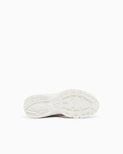 Carica l'immagine nel visualizzatore di Gallery, Armani Exchange Sneakers Speed Zebra in mesh e microsuede con logo
