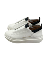 Carica l'immagine nel visualizzatore di Gallery, Alexander Smith Wembley Slip-on Uomo in morbida pelle bianca con dettagli neri