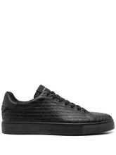 Carica l'immagine nel visualizzatore di Gallery, Emporio Armani sneakers in pelle nere con scritta all over