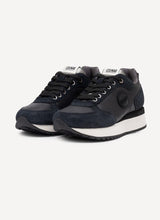Carica l'immagine nel visualizzatore di Gallery, Colmar Sneakers donna TRAVIS PUNK nera laminata