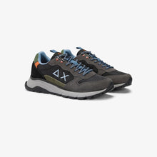 Carica l'immagine nel visualizzatore di Gallery, Sun68 Sneakers Uomo Fire & Camping in cordura e suede nere