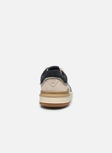 Carica l'immagine nel visualizzatore di Gallery, Clarks Courtlite2 Lo bianche