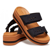 Carica l'immagine nel visualizzatore di Gallery, CROCS Brooklyn Woven Buckle W nere