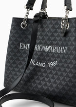Carica l'immagine nel visualizzatore di Gallery, Emporio Armani Borsa a mano eagle all over e stampa logo Milano 1981