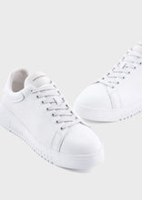 Carica l'immagine nel visualizzatore di Gallery, Emporio Armani Sneakers in pelle bottalata