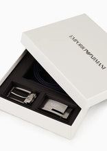 Carica l'immagine nel visualizzatore di Gallery, Emporio Armani Cintura reversibile in pelle doppia fibbia bicolore cofanetto