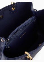Carica l'immagine nel visualizzatore di Gallery, Emporio Armani Shopper MyEA Bag media stampa cervo