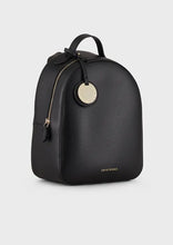 Carica l'immagine nel visualizzatore di Gallery, Emporio Armani Zaino finish palmellato con charm