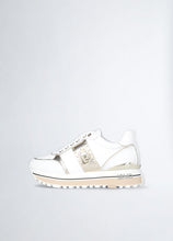 Carica l&#39;immagine nel visualizzatore di Gallery, Liu Jo Sneakers bianche platform in pelle
