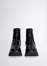 Carica l&#39;immagine nel visualizzatore di Gallery, Liu Jo Boot sneakers in tessuto stretch FW COLLECTION
