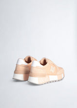 Carica l&#39;immagine nel visualizzatore di Gallery, Liu Jo Sneakers platform in suede e mesh SS Collection
