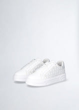 Carica l&#39;immagine nel visualizzatore di Gallery, Liu Jo Sneakers platform con logo strass SS Collection
