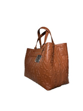 Carica l&#39;immagine nel visualizzatore di Gallery, Armani Exchange Shopper media cuoio a mano e tracolla logo all-over
