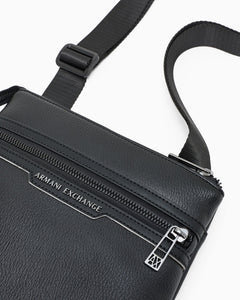 Armani Exchange tracolla uomo nera con tasca esterna