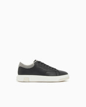 Carica l'immagine nel visualizzatore di Gallery, Armani Exchange sneakers nere con dettagli sul retro
