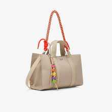 Carica l'immagine nel visualizzatore di Gallery, Sun68 Shopping bag donna Everyday media in nylon beige con doppia tracolla
