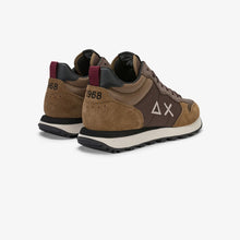Carica l'immagine nel visualizzatore di Gallery, Sun68  Uomo Sneaker Tom 2.0 Mid in nylon e suede (Copia)

