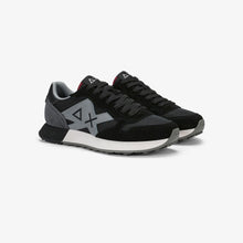 Carica l'immagine nel visualizzatore di Gallery, Sun68 Sneaker Jaki 2.0 Solid in suede e nylon
