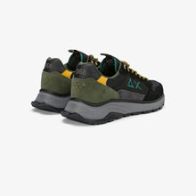 Carica l'immagine nel visualizzatore di Gallery, Sun68 Uomo Sneaker Fire &amp; Camping in suede e nylon
