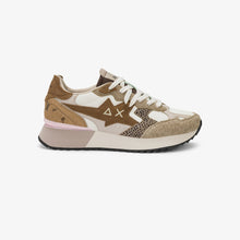 Carica l'immagine nel visualizzatore di Gallery, Sun68  donna Sneaker Stargirl Multicolor in suede e nylon

