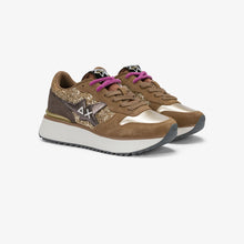 Carica l'immagine nel visualizzatore di Gallery, Sun68 donna Sneaker Big Stargirl Glitter in suede
