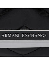 Carica l&#39;immagine nel visualizzatore di Gallery, Armani Exchange borsa  MATELASSè nera
