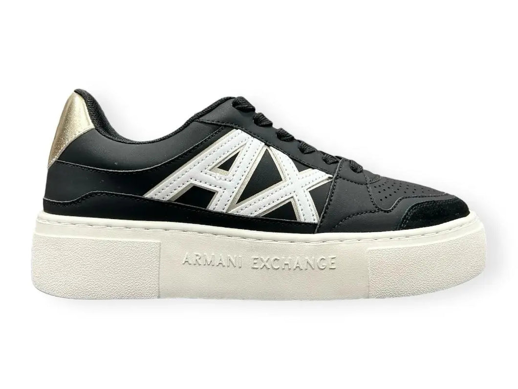 Armani Exchange Sneakers nere con logo bianco