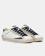 Carica l'immagine nel visualizzatore di Gallery, CRIME LONDON sneakers uomo Distressed bianche retro blu
