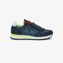 Carica l'immagine nel visualizzatore di Gallery, Sun68 Sneakers Uomo Tom Fluo in nylon e suede blu navy
