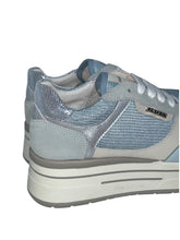 Carica l'immagine nel visualizzatore di Gallery, Janet&amp;Janet sneakers donna celesti platform
