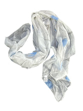 Carica l&#39;immagine nel visualizzatore di Gallery, MBRC Foulard bianco con motivo fiori celesti in cotone
