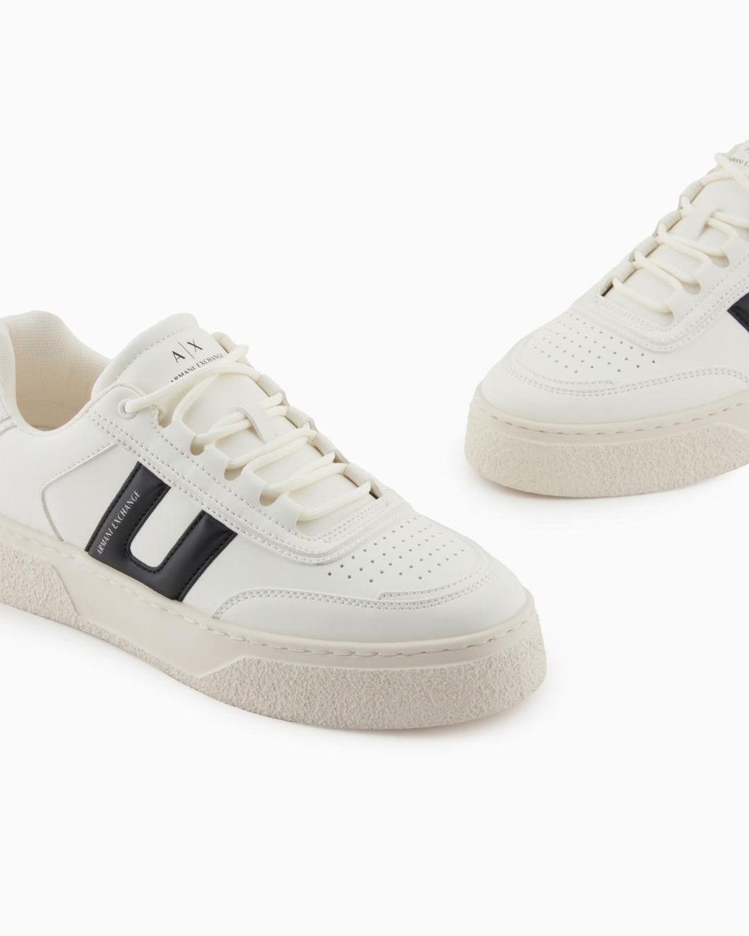 Armani Exchange Sneakers uomo bianche con platform e fascia nera