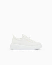 Carica l'immagine nel visualizzatore di Gallery, Armani Exchange Sneakers donna total white
