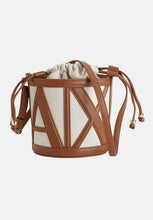 Carica l'immagine nel visualizzatore di Gallery, Armani Exchange borsa piccola a secchiello beige e cuoio
