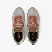 Carica l'immagine nel visualizzatore di Gallery, Sun68 Sneakers Uomo Jaki Outdoor in nylon e suede beige
