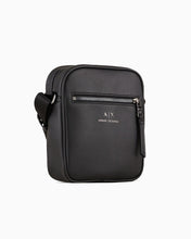Carica l&#39;immagine nel visualizzatore di Gallery, Armani Exchange tracolla con logo nera
