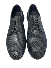 Carica l'immagine nel visualizzatore di Gallery, Scarpe stringate PAWELK'S nere in pelle intrecciata
