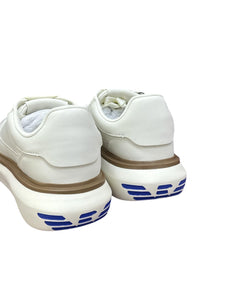 Emporio Armani Sneakers in pelle uomo bianche con maxi aquila bluette