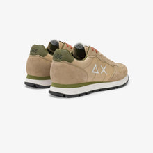Carica l'immagine nel visualizzatore di Gallery, Sun68 Sneakers Uomo Tom in nylon e suede beige e verde
