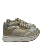 Carica l'immagine nel visualizzatore di Gallery, Janet&amp;Janet sneakers donna beige platform
