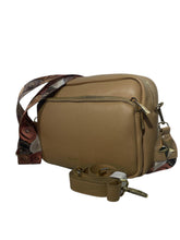 Carica l'immagine nel visualizzatore di Gallery, MBRC borsa camel media doppia zip in pelle doppia tracolla
