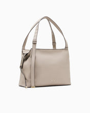 Carica l'immagine nel visualizzatore di Gallery, Armani Exchange borsa donna beige grande manico regolabile
