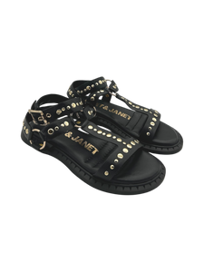 Janet&Janet Sandali bassi neri in pelle con borchie oro J143