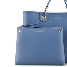 Carica l&#39;immagine nel visualizzatore di Gallery, Emporio Armani Shopper MyEA Bag media stampa cervo color denim
