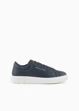 Carica l&#39;immagine nel visualizzatore di Gallery, Armani Exchange sneakers navy blue
