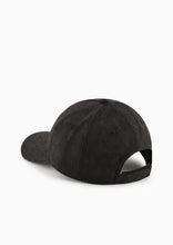 Carica l&#39;immagine nel visualizzatore di Gallery, Armani Exchange Cappello con visiera con monogram tono su tono
